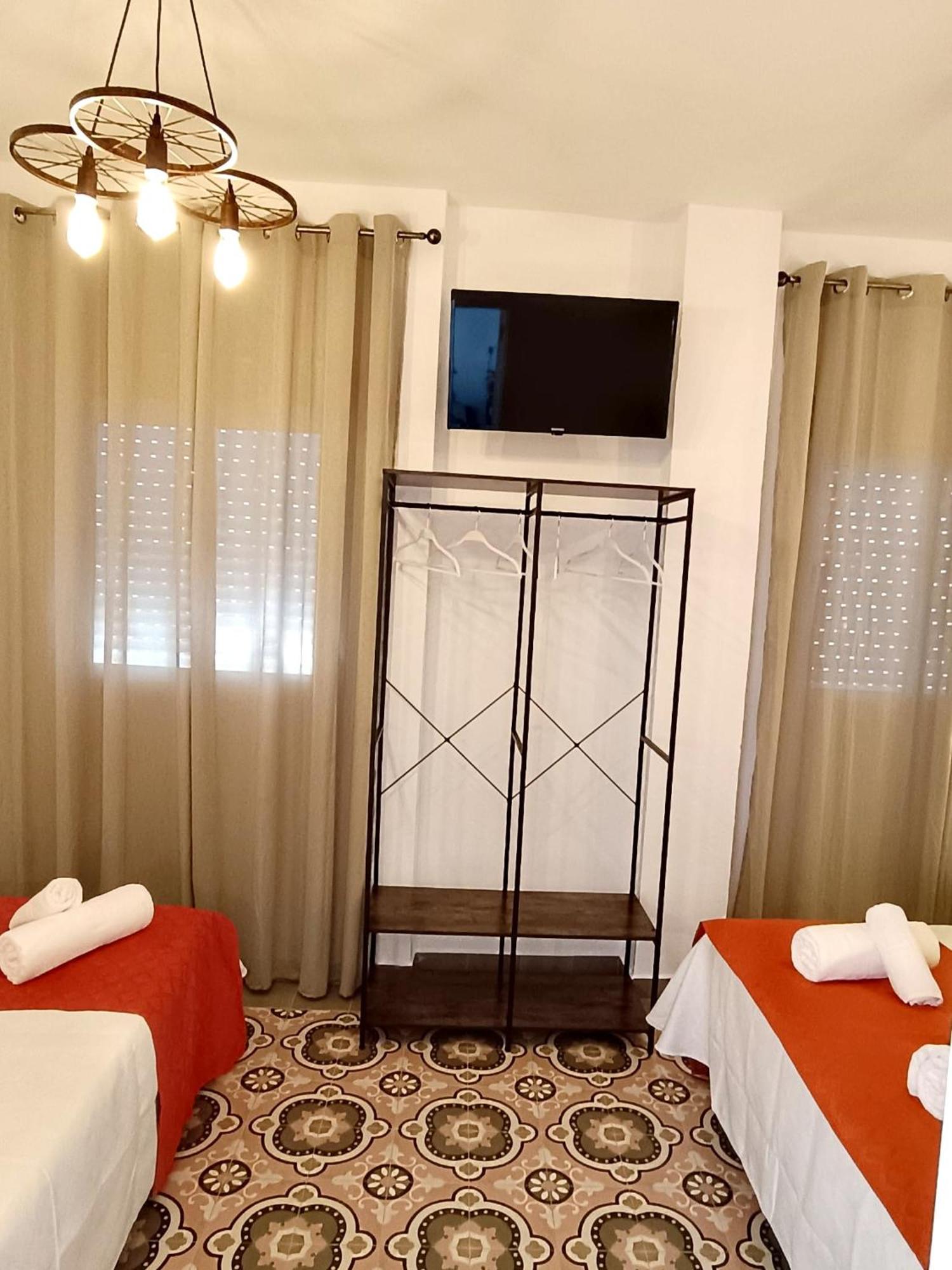 Hostal Casa Blanca Séville Extérieur photo